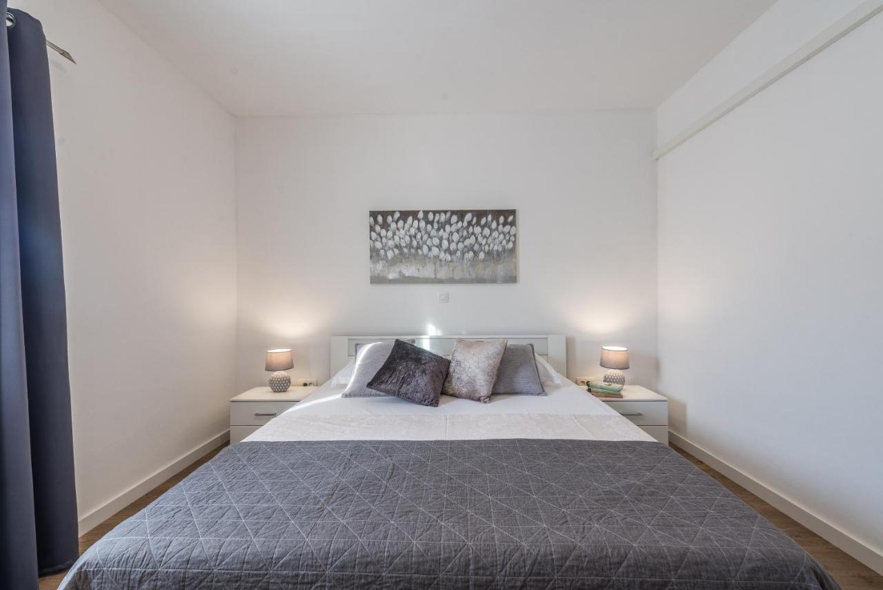 Holiday Home Bajlo Apartment With Three Bedrooms ซาดาร์ ภายนอก รูปภาพ