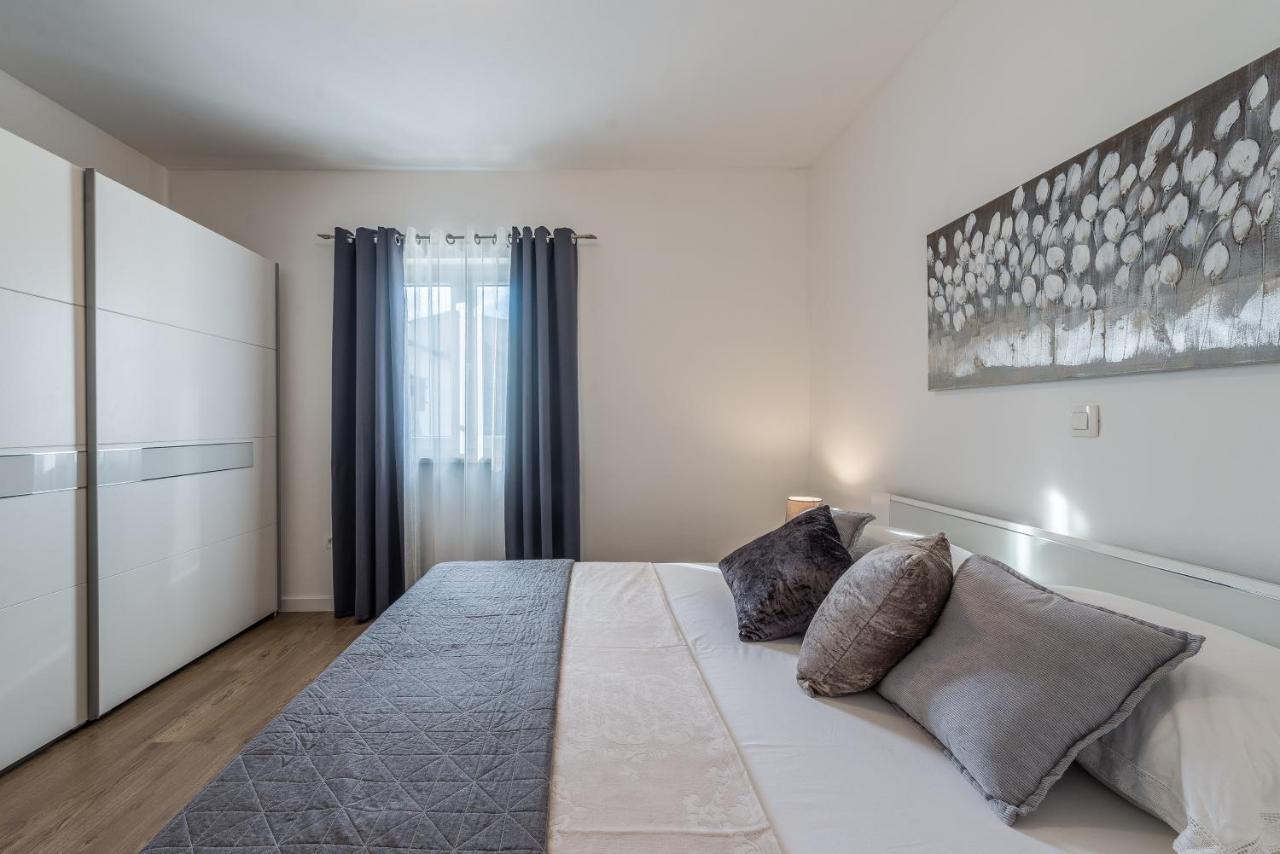 Holiday Home Bajlo Apartment With Three Bedrooms ซาดาร์ ภายนอก รูปภาพ