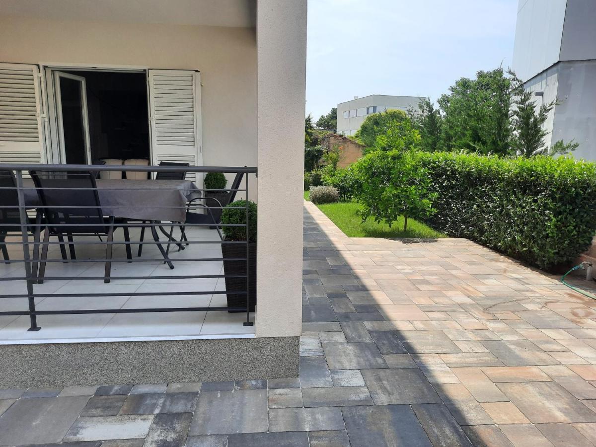 Holiday Home Bajlo Apartment With Three Bedrooms ซาดาร์ ภายนอก รูปภาพ